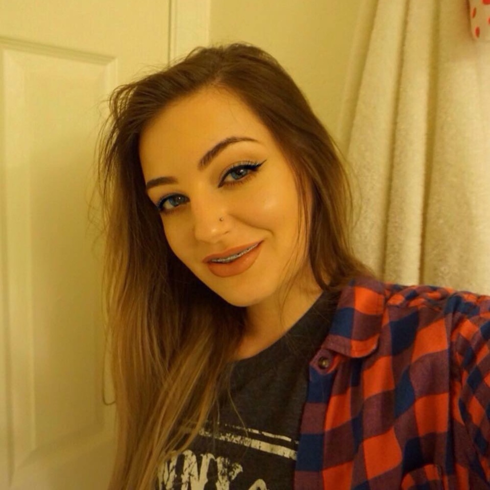 Meet your Posher, Brittany